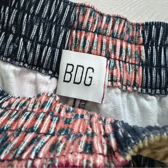 Urban Outfitters Multicolor Patchwork Zaria Cropped Pants - Picture 9 of 16